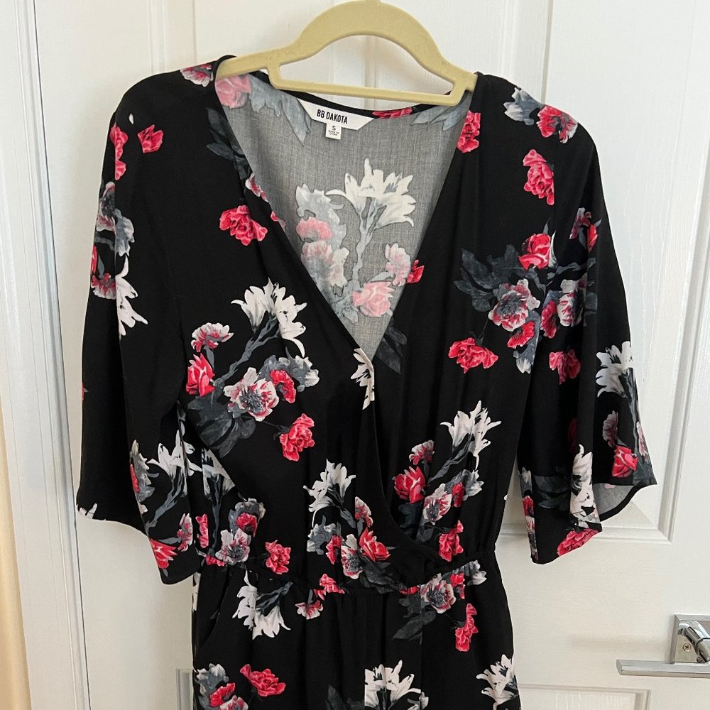 BB Dakota Floral Romper